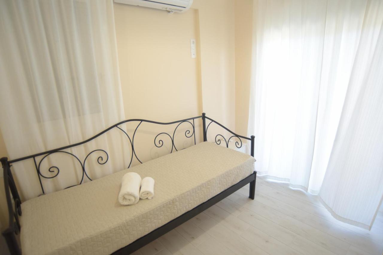 Mistral Apartments Kariotai Экстерьер фото
